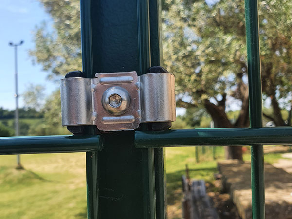 Doublefence 2D pritrdilec